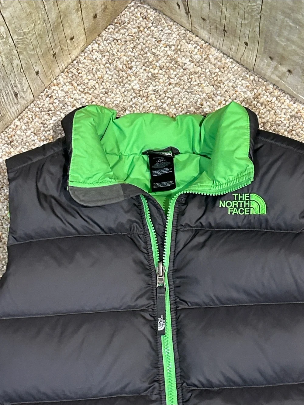 The North Face 550 Down Boys Puffer Vest size large (14/16)